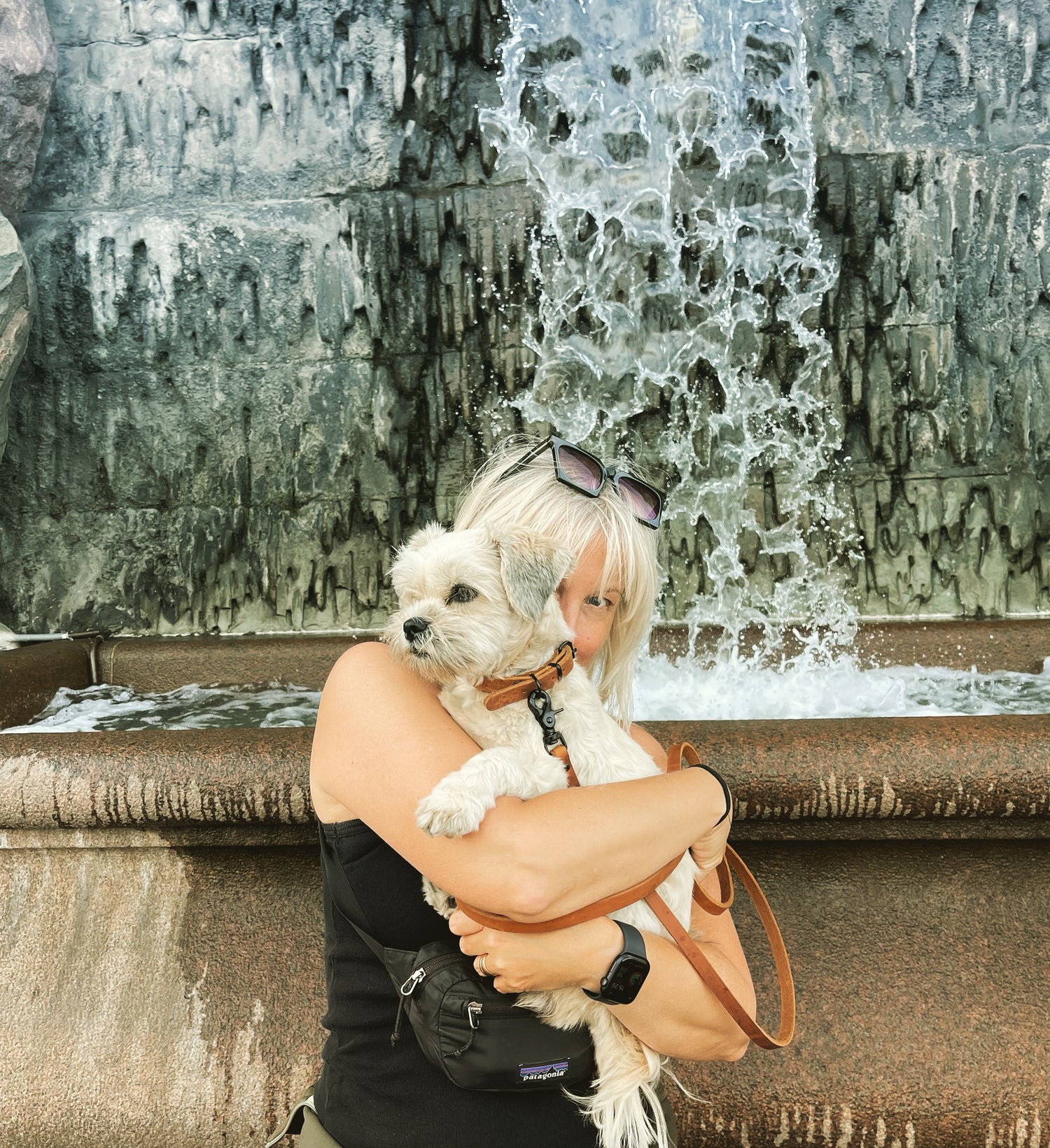 Schnoodie founder. Anna-Kerstin "Acke". Creative serial entrepreneur with a true passion for product development, dogs and people.